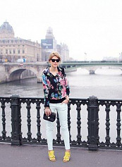 Carolina A. - Demo04